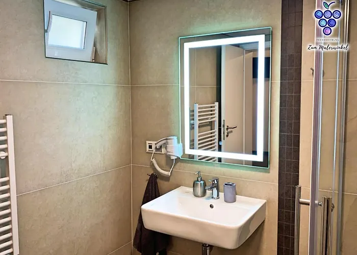 Zum Malerwinkel - Ruedesheim Рюдесгайм-ам-Райн