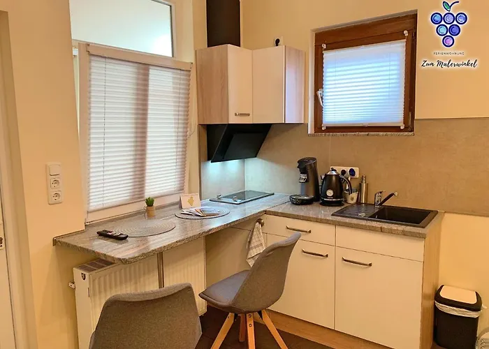 Zum Malerwinkel - Ruedesheim * Рюдесгайм-ам-Райн